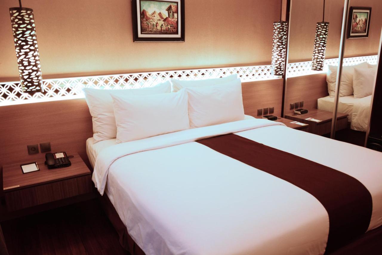 Ramada By Wyndham Bali Sunset Road Kuta Hotell Seminyak Eksteriør bilde