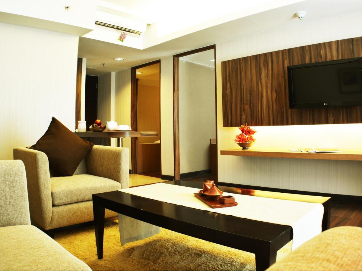 Ramada By Wyndham Bali Sunset Road Kuta Hotell Seminyak Eksteriør bilde