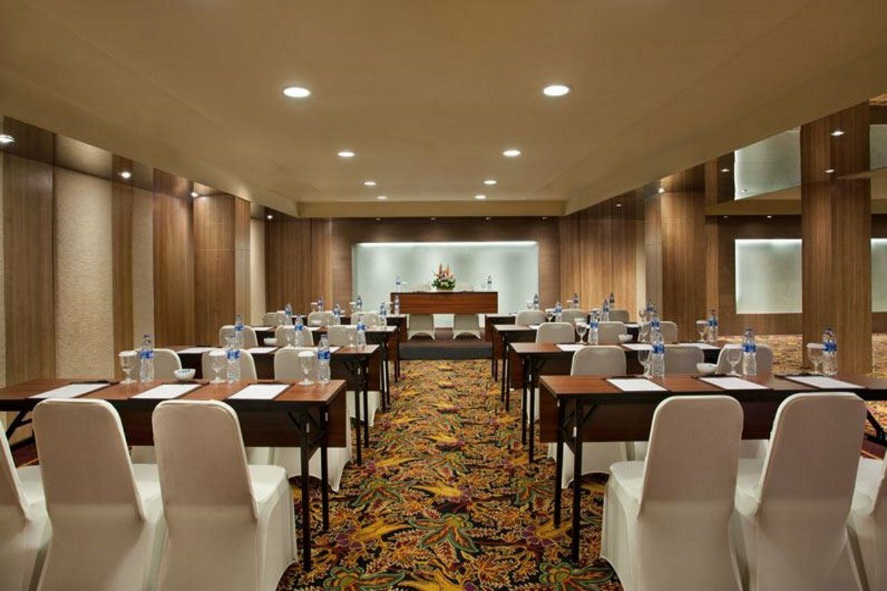 Ramada By Wyndham Bali Sunset Road Kuta Hotell Seminyak Eksteriør bilde