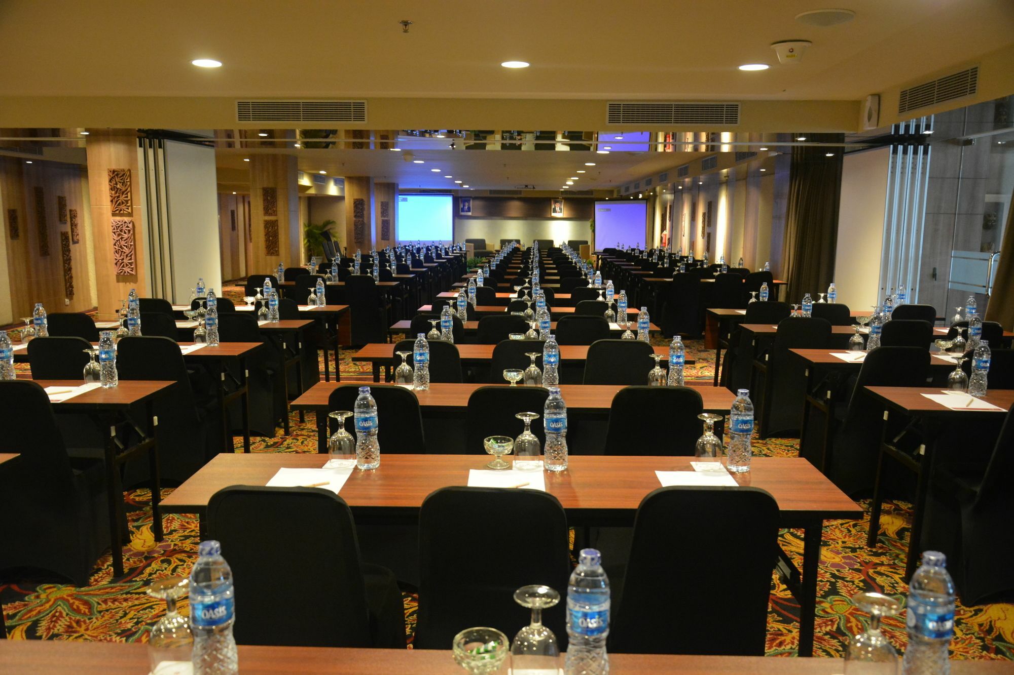 Ramada By Wyndham Bali Sunset Road Kuta Hotell Seminyak Eksteriør bilde